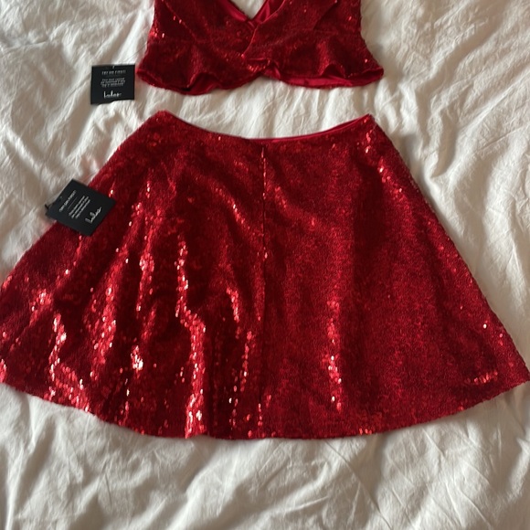 Lulus 2 piece sequin crop top with skirt size XS NWT - Picture 5 of 9